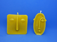 Bougies Stonehenge carré (L 8 cm, l 1,6 cm, h 8,3 cm environ), Stonehenge ovale (L 4,8 cm, l 2 cm, h 9,2 cm environ)